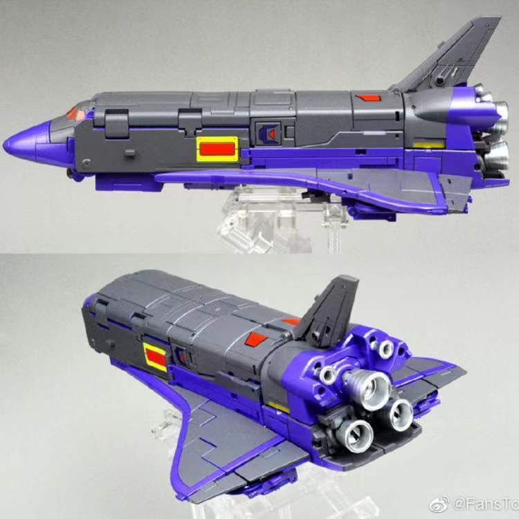 RP44 Triple Changer  Astrotrain