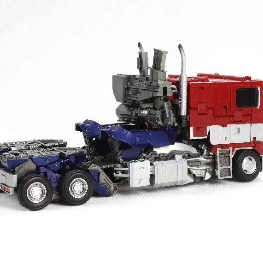 Transforming Toy CE-06 Optimus OP  Prime Bumblebee Gaiden Movie Edition MPM Scale CE06