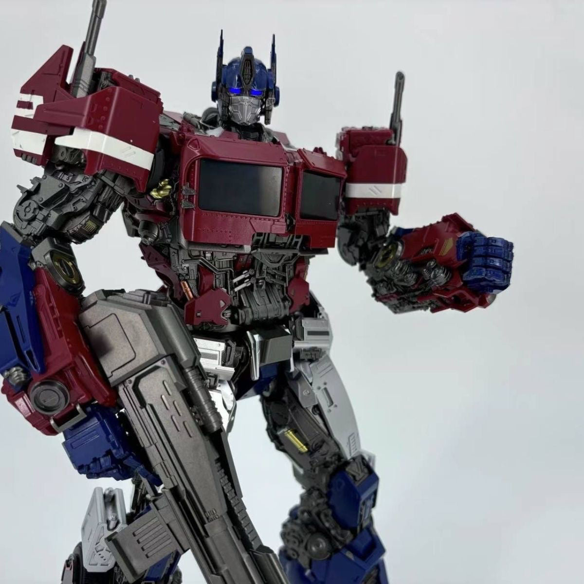 MD-001 Gaiden Pillar Upgraded Optimus Leader Alloy Finished Immutable DLX Ratio