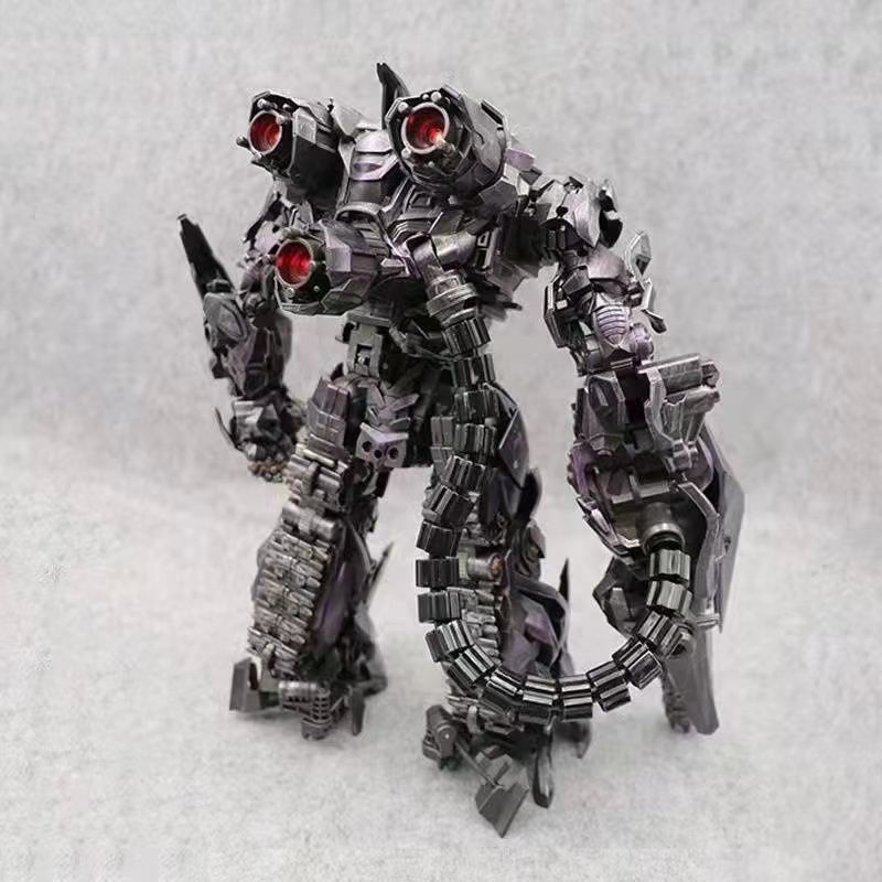 ZS01 Alloy Shockwave Transforming Robot Toy