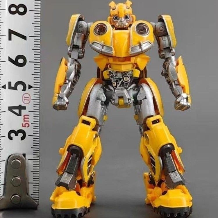 DT-01 Bumblebee DT-01 Beetle Transformers Bumblebee small-scale transforming toy model