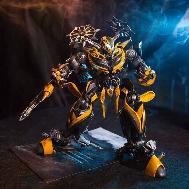 CS Transformers movie version of Bumblebee, Stinger, Autobot, super alloy, light-up collectible figure model toy gift.