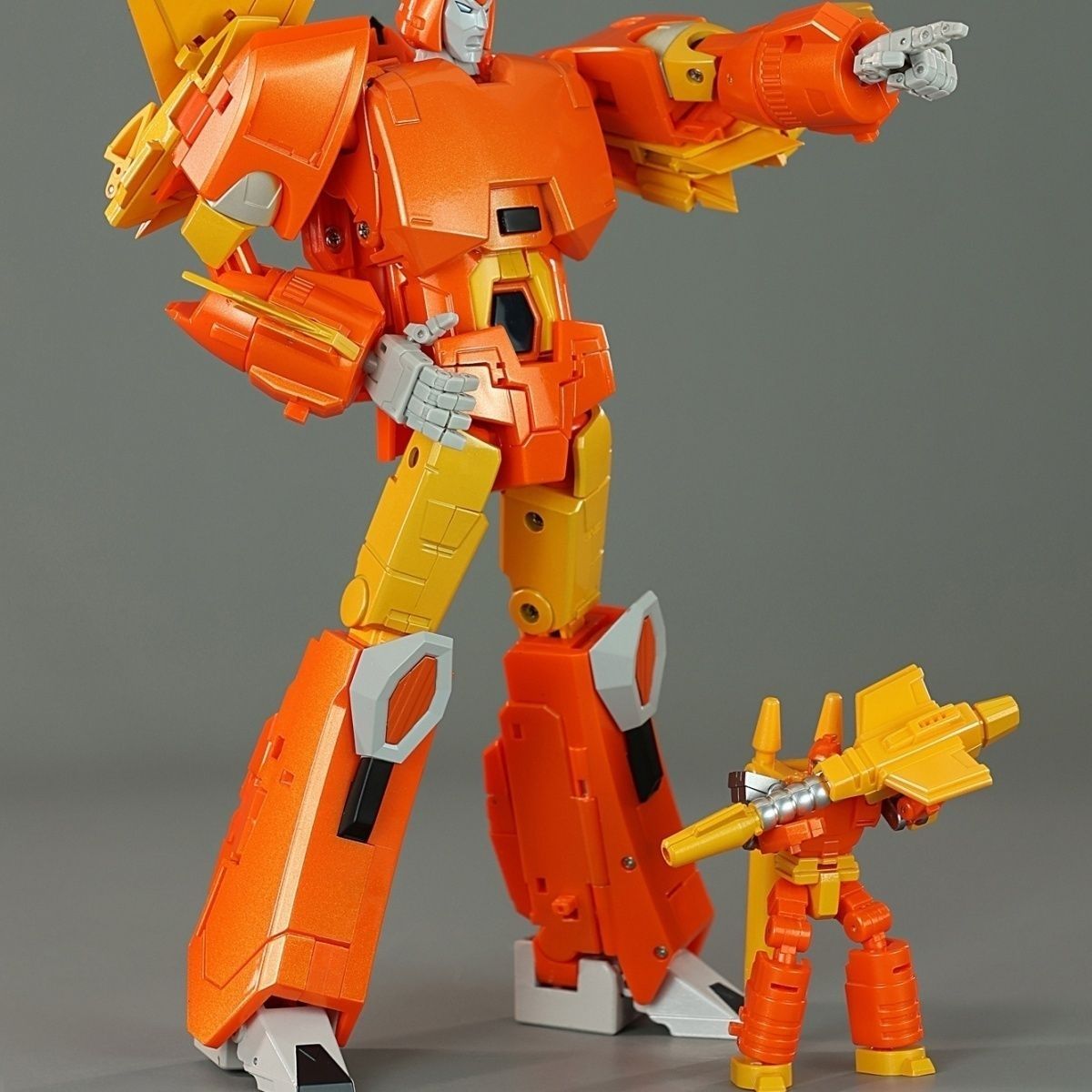 MH-01C Hurricane Rampage Alloy Plated Version Rampage MP Ratio Spaceship Transforming Toy