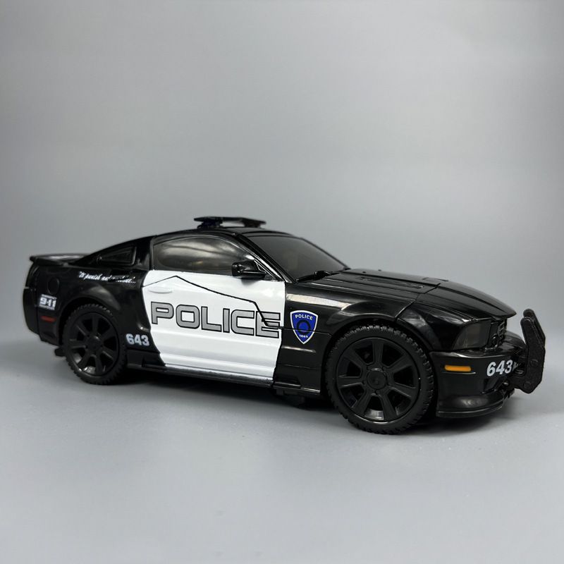 XP15 Barricade Robot Figure Transformers Boy Kids Alloy Model Toy Transforming Toy Car