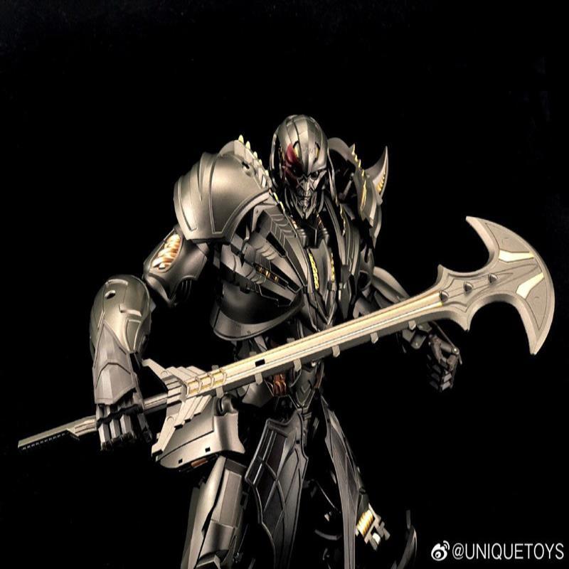 Unique Toys UT R-03 Movie 5 Transforming Toy Knight  Megatron Model