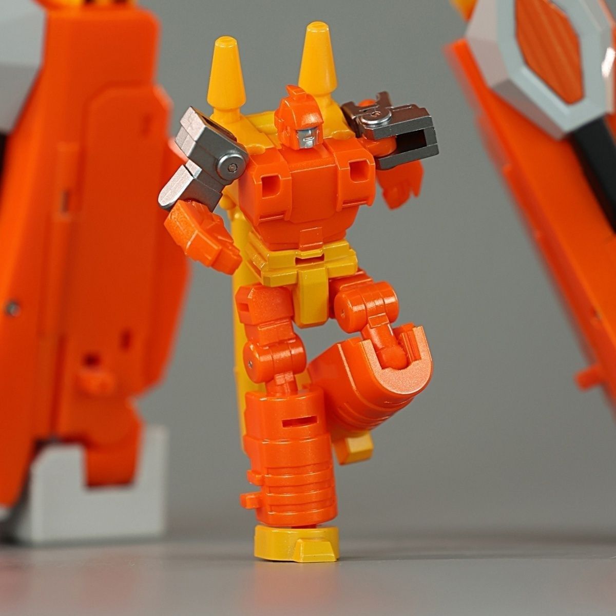 MH-01C Hurricane Rampage Alloy Plated Version Rampage MP Ratio Spaceship Transforming Toy