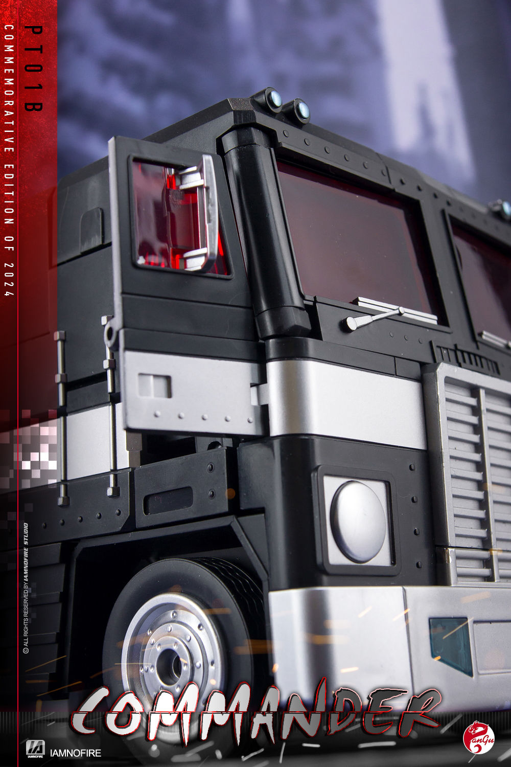 Optimus Prime Enlarged Rubik's Cube 2.0 Big Column Dark Black PT01B Transform G1 Animation Toy