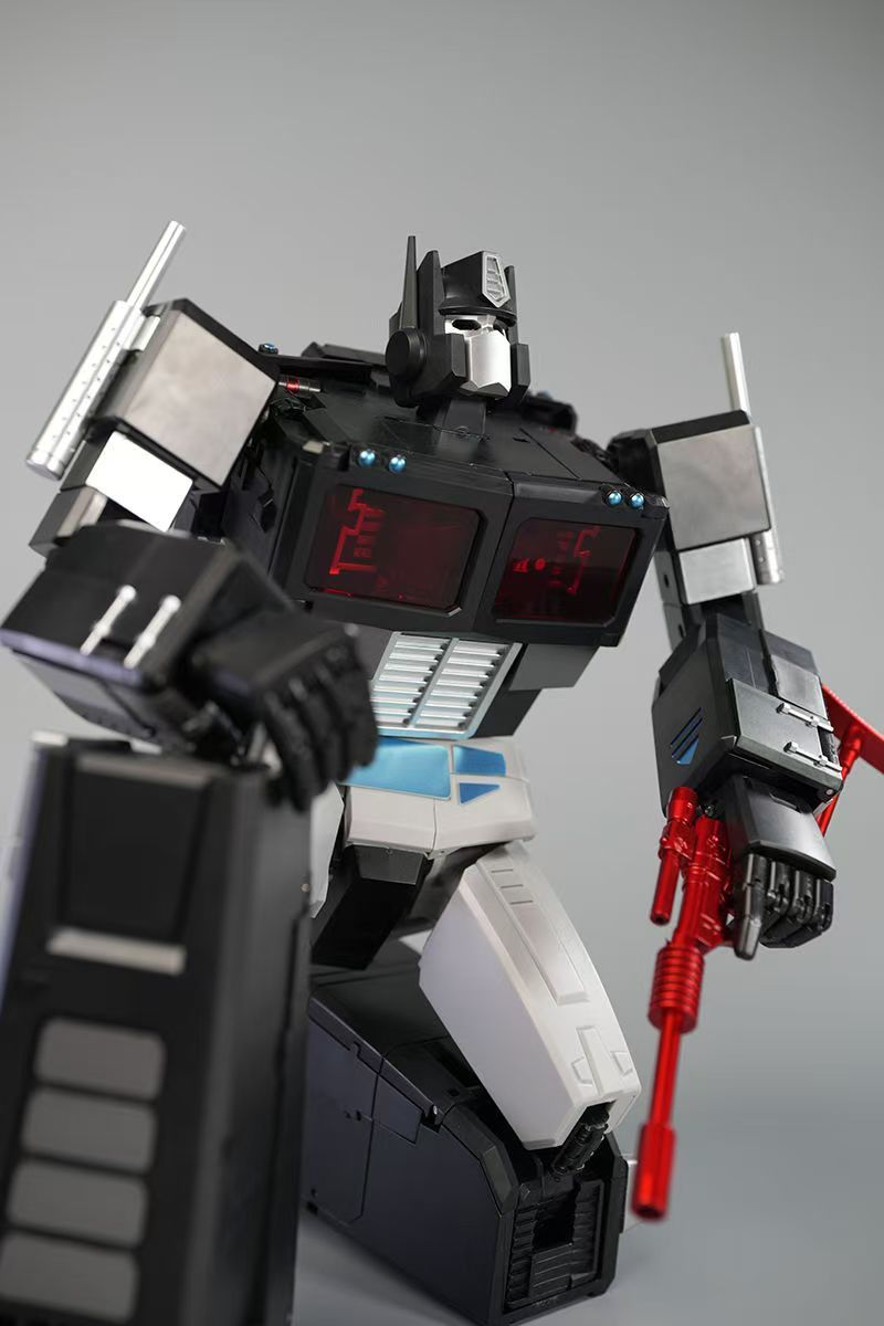 Optimus Prime Enlarged Rubik's Cube 2.0 Big Column Dark Black PT01B Transform G1 Animation Toy