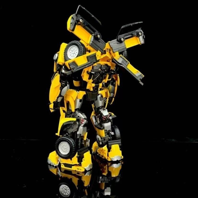 BTT-01 Bumblebee Alloy Transforming Robot Toy